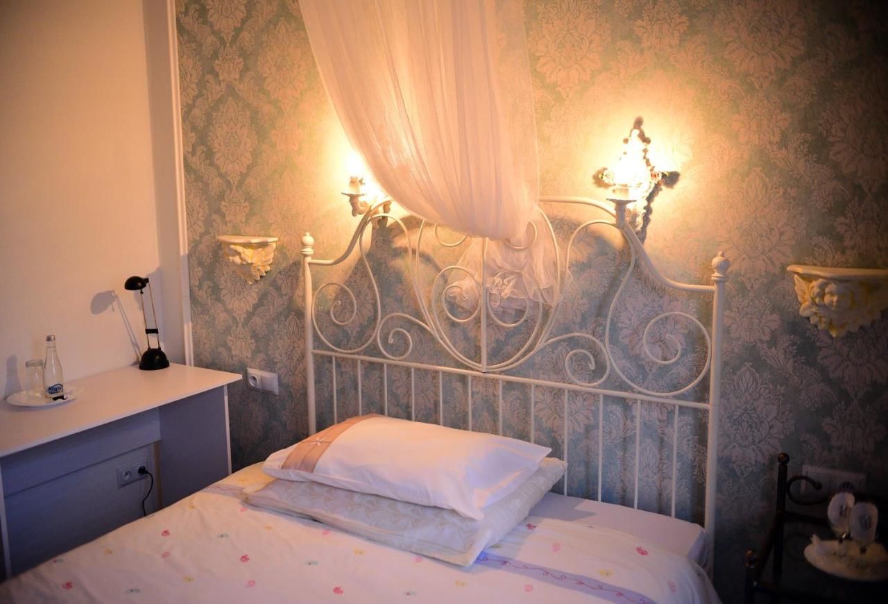 Отель Hotel Villa Hubertus Kutno Кутно-10